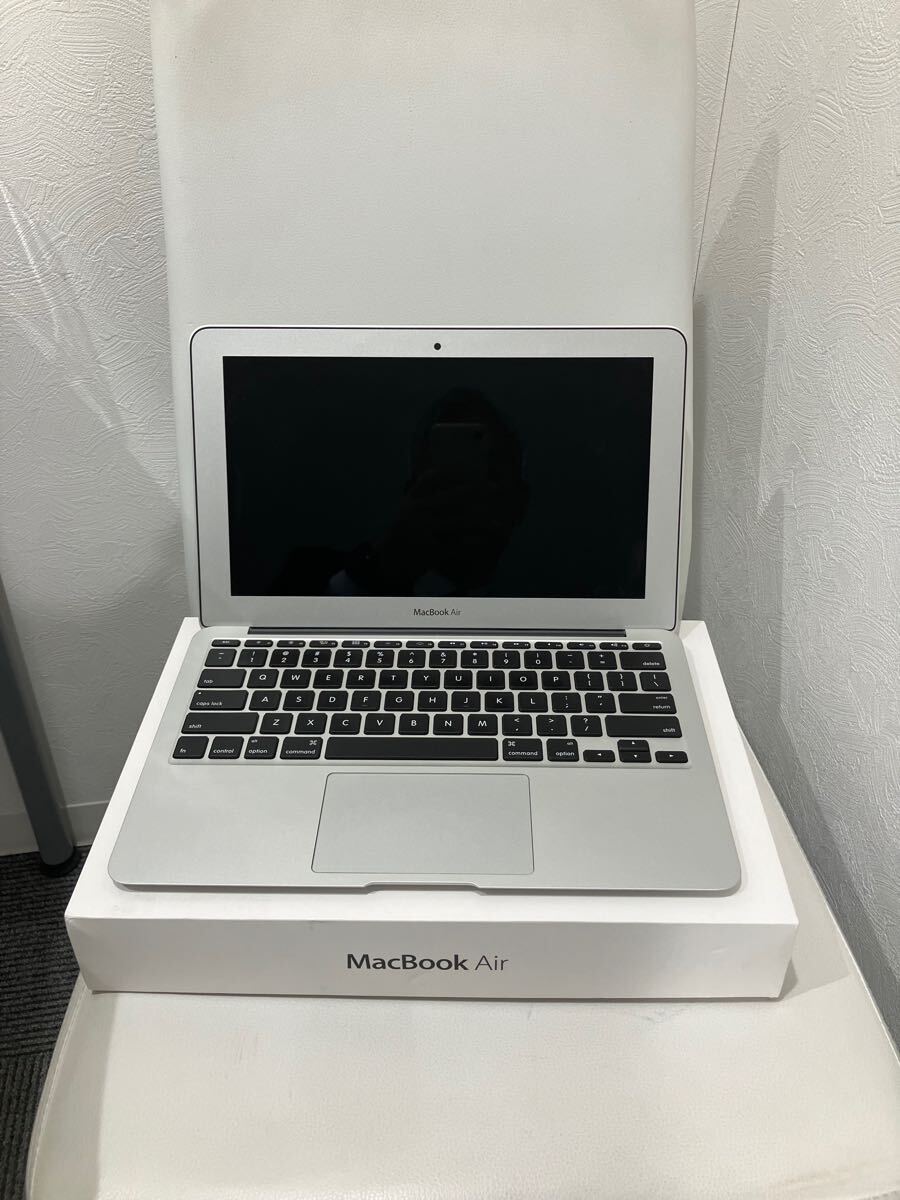 美品　初期化済　Apple MacBook Air Early 2015 本体 MacBook Air 11 2015 128GB 初期化済 充電器付 整備済MacBook Air