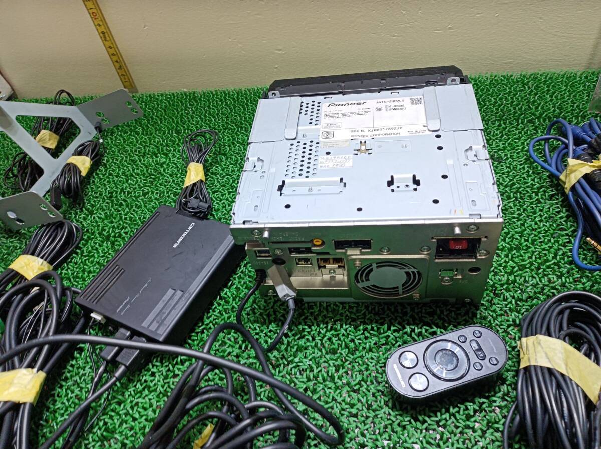 カロッツェリア carrozzeria | AVIC-MRZ088 DVD・USB・ワンセグ対応 NAVI カロッツェリア　DVDナビゲーションユニット　カロッツェリア　モデル：AVIC-ZH09CS　シリアルNO:KJMH017892JP　＃hyj　NSP237720