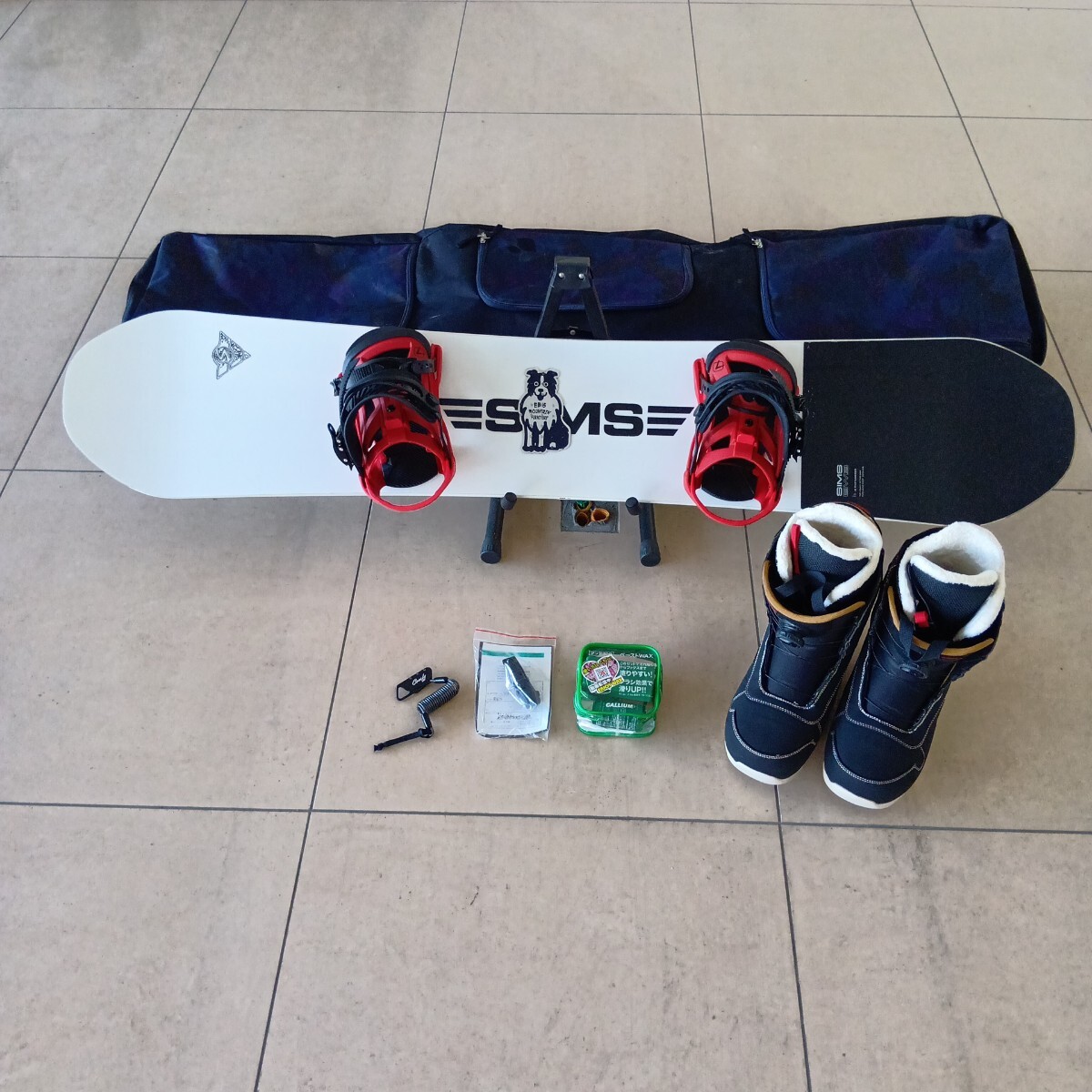 【限定セール，100%新品】 品 SIMS BMB M POP CAMBER スノーボード 147cm スノーブーツ OPERATION ボア 27cm ブラック セット 収納ケース付き(その他)｜売買されたオークション情報、yahooの商品情報をアーカイブ公開 - オークファ その他