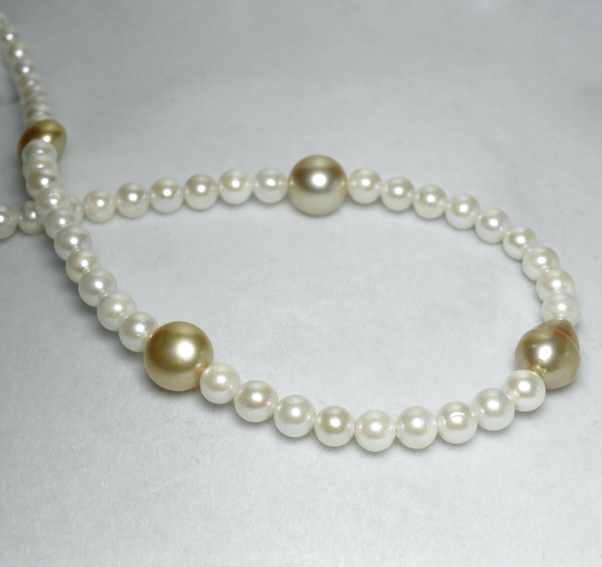 ★天然南洋白蝶パール ケシ珠 ゴールド 8.5mm アコヤパール 5.0mm 最高級 43.5cm SV ネックレス 宝石 ジュエリー jewelry_1