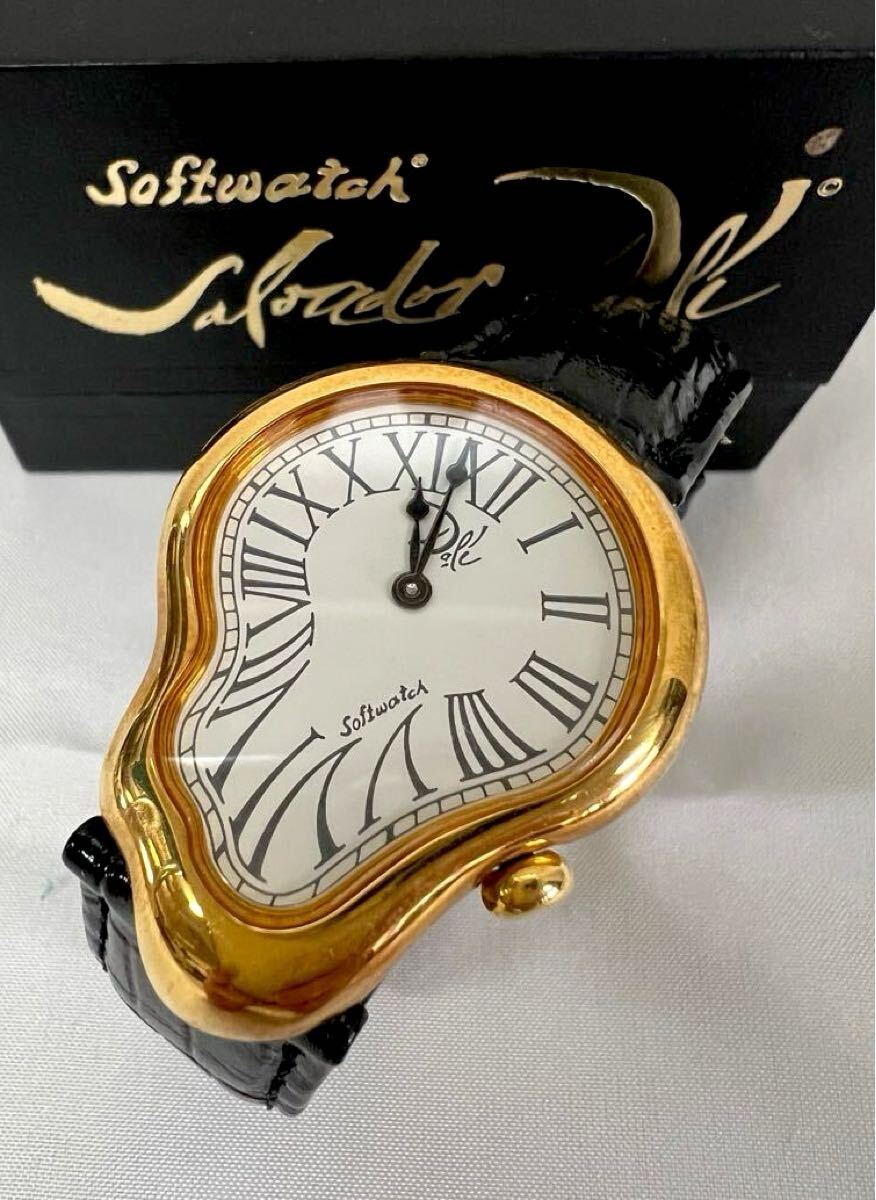 Salvador Dali Softwatch ダリ溶ける腕時計（美品） 1円スタート】Softwatch サルバドール・ダリ クォーツ 記憶の固執