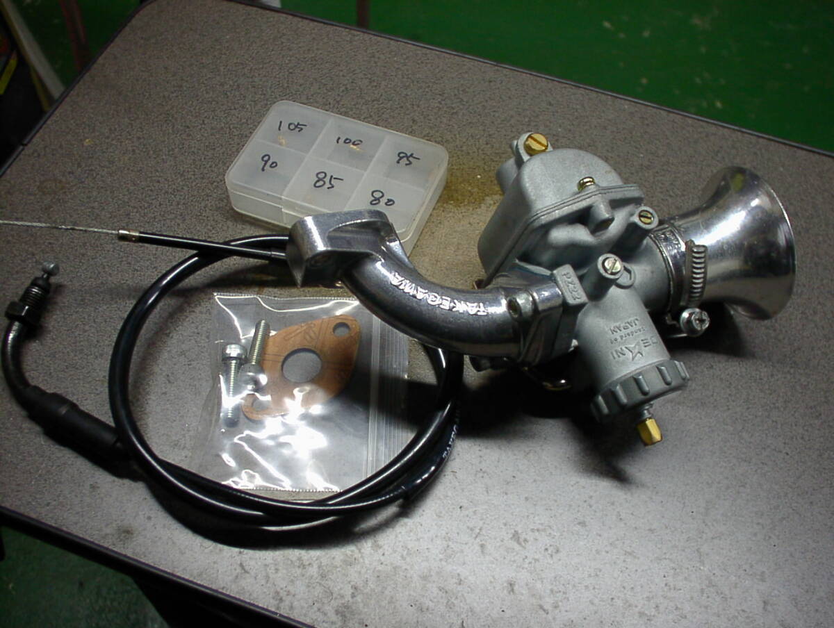 武川　キャブレターキット（DENI18）ファンネル＆メインジェット付き　モンキー　ゴリラ　ダックス　シャリ―　横型エンジンなどに！_1