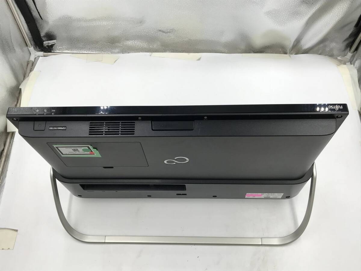 FUJITSU/液晶一体型/HDD 1000GB/第8世代Core i7/メモリ4GB/4GB/WEBカメラ