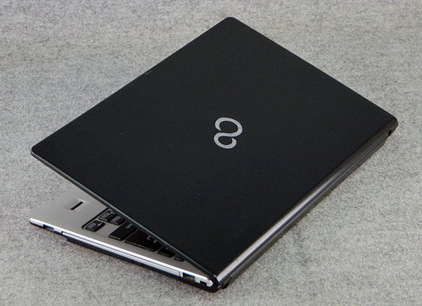 O○富士通LIFEBOOK S938/S○Core i5-8350U(1.7GHz)/8G/256G(SSD