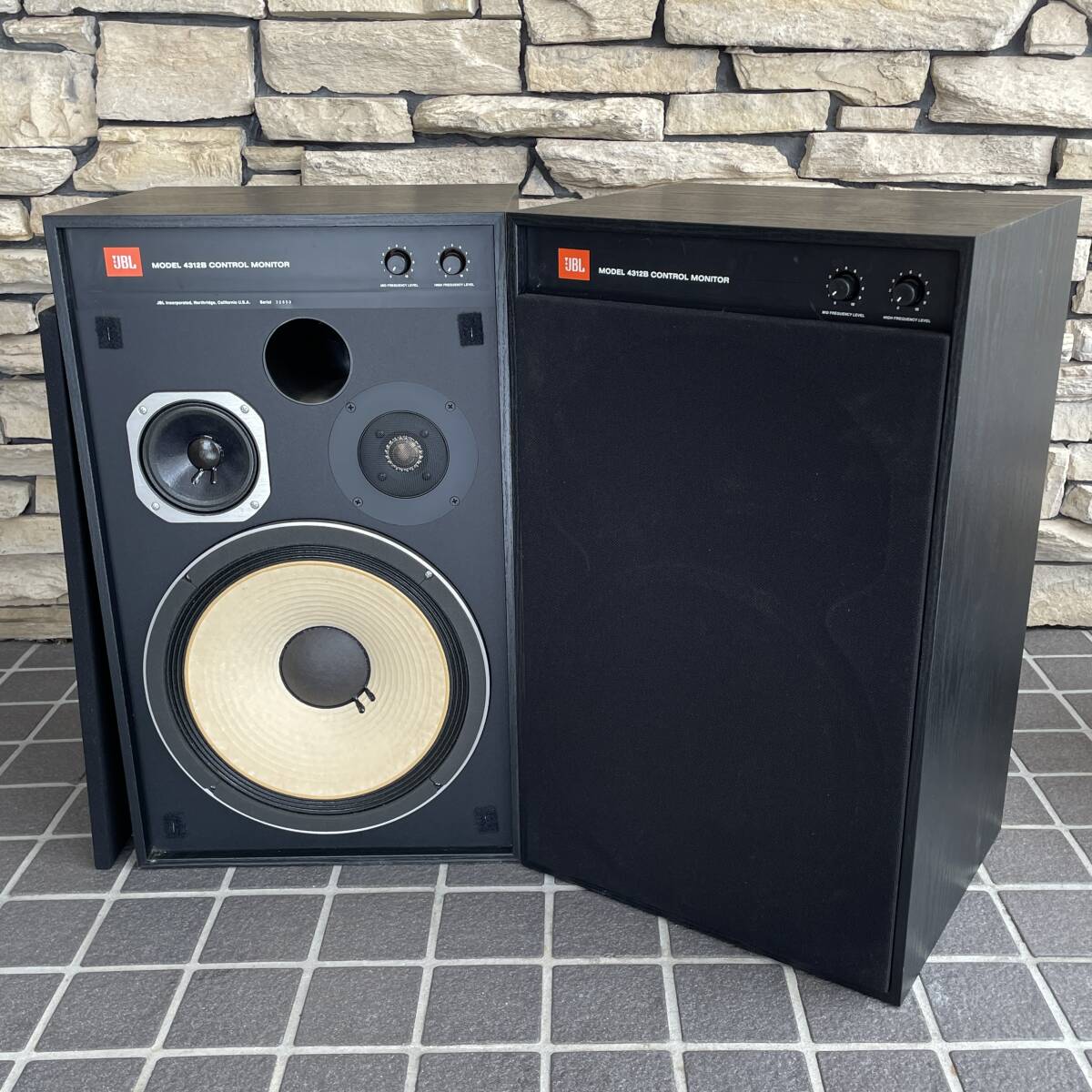 札幌発 JBL スピーカー MODEL 4312B CONTROL MONITOR ペア 25B 北DO2 