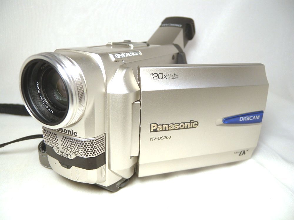☆Panasonic miniDV ビデオカメラ NV-DS200 ダビング・再生 ☆ミニDVテープ