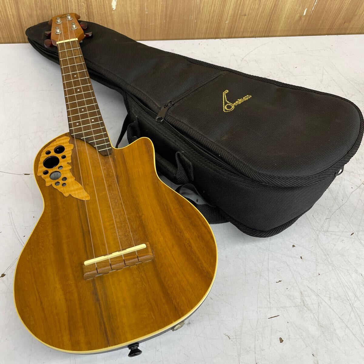 Ovation Celebrity UCE48 オベーション ウクレレ UCE48: ウクレレレde 