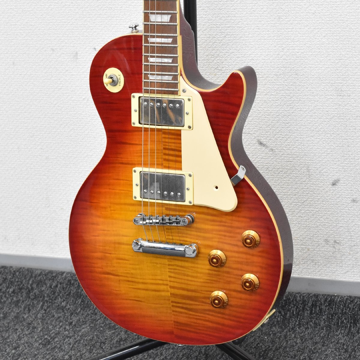 Grass Roots Limited Model エレキギター 商品の説明サンバーストカラー…