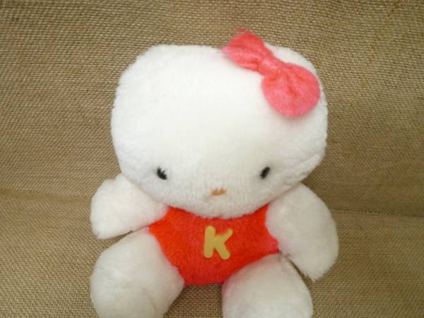 1028 ぬいぐるみ レトロなキティちゃん18cm ハローキティ 売買されたオークション情報 Yahooの商品情報をアーカイブ公開 オークファン Aucfan Com