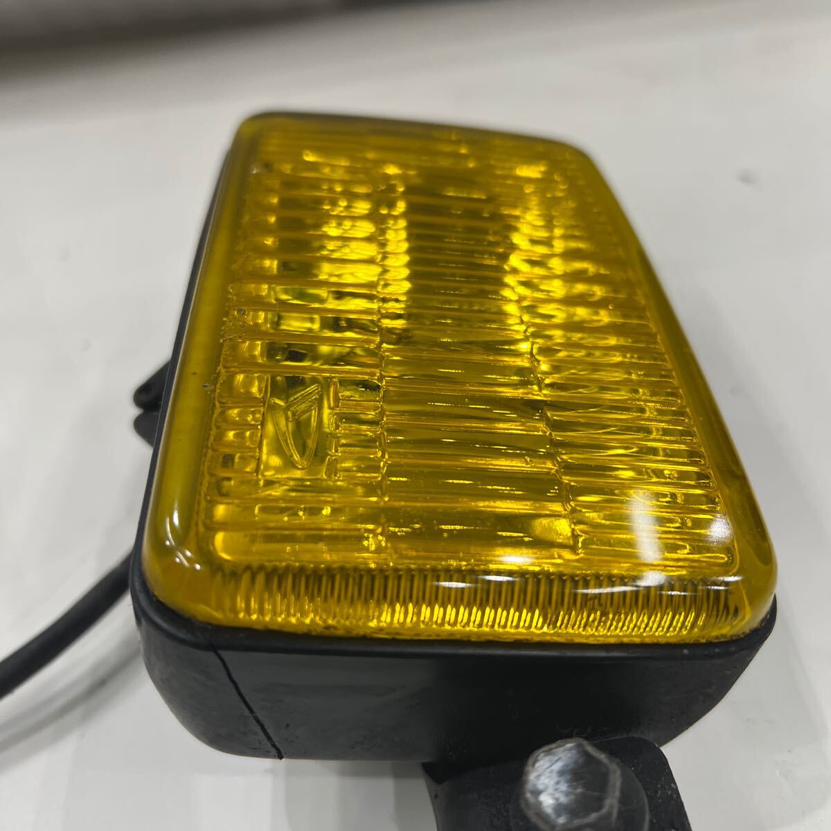 中古ジャンク 希少 当時物 ダイハツ KOITO 114-51480 角型