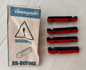 ★新品未使用★ カンパニョーロ カーボンリム用ブレーキシュー　シマノブレーキ用
