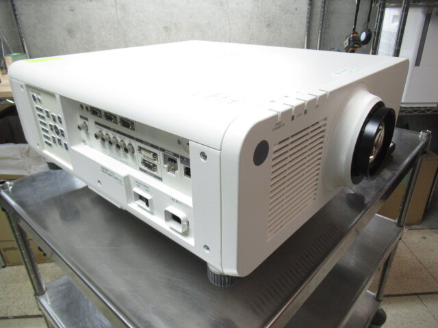 使用時間は4506時間 Panasonic パナソニック PT-RZ870JW
