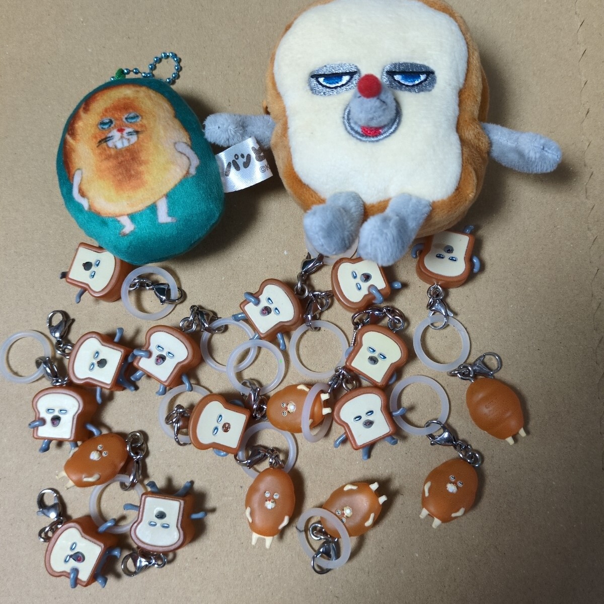 パンどろぼう めじるしアクセサリー ぬいぐるみキーホルダー