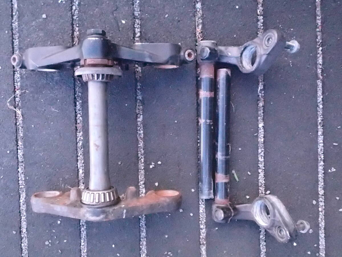 スズキＲＧ２５０ガンマ　ＧＪ21Ａ　純正ハンドル／トップブリッジ・ステム_1