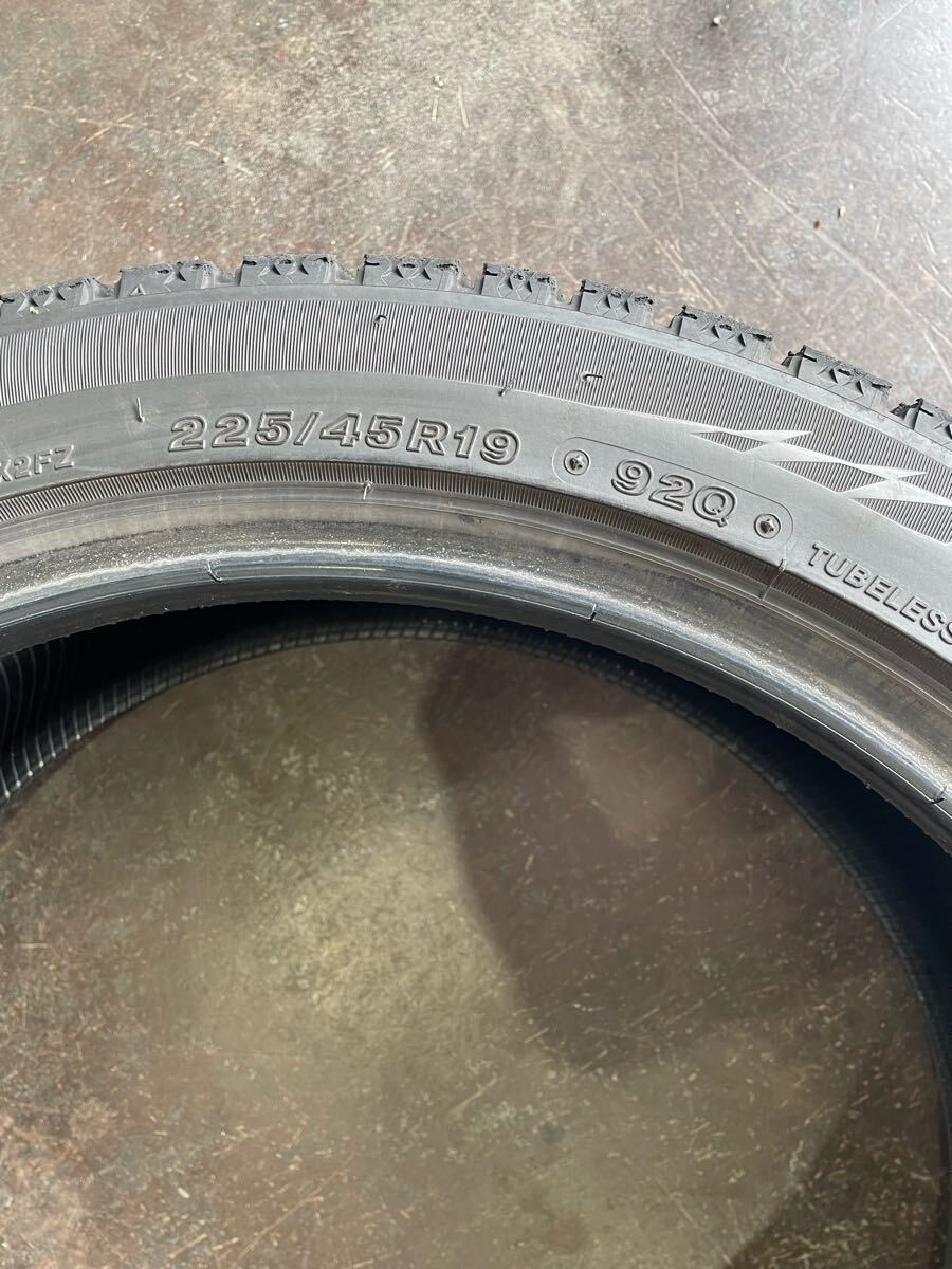 ブリジストン　VRX2 225/45R19 2020年　スタッドレス　4本_6