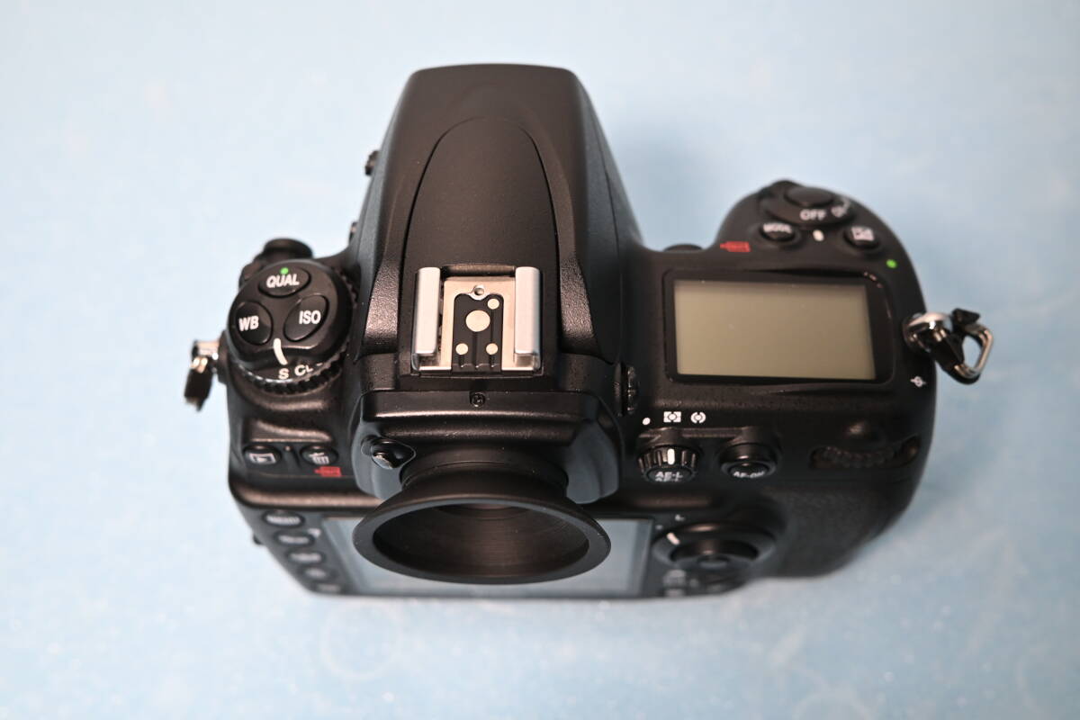 ★NIKON ニコン★ D700ボディ　ショット数9654回　　完動品・極美品_6