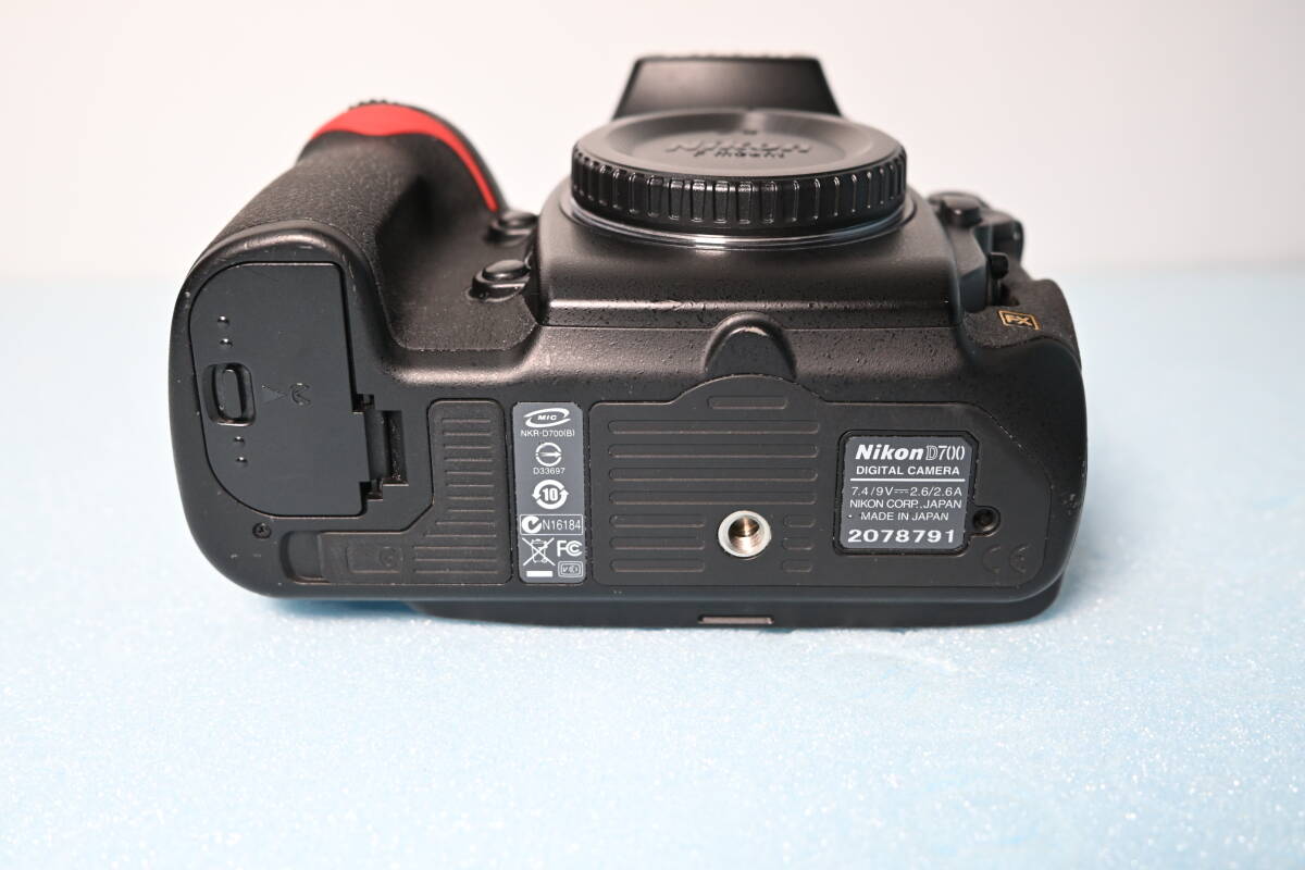 ★NIKON ニコン★ D700ボディ　ショット数9654回　　完動品・極美品_7