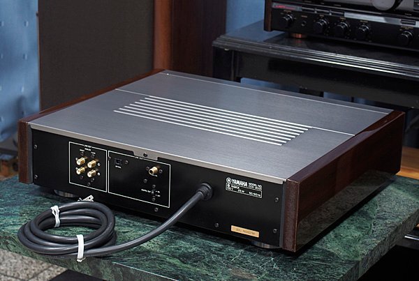 YAMAHA CDX-2000 ♪ヤマハ銘機 CDプレーヤー♪【メンテ・ケア済／美品