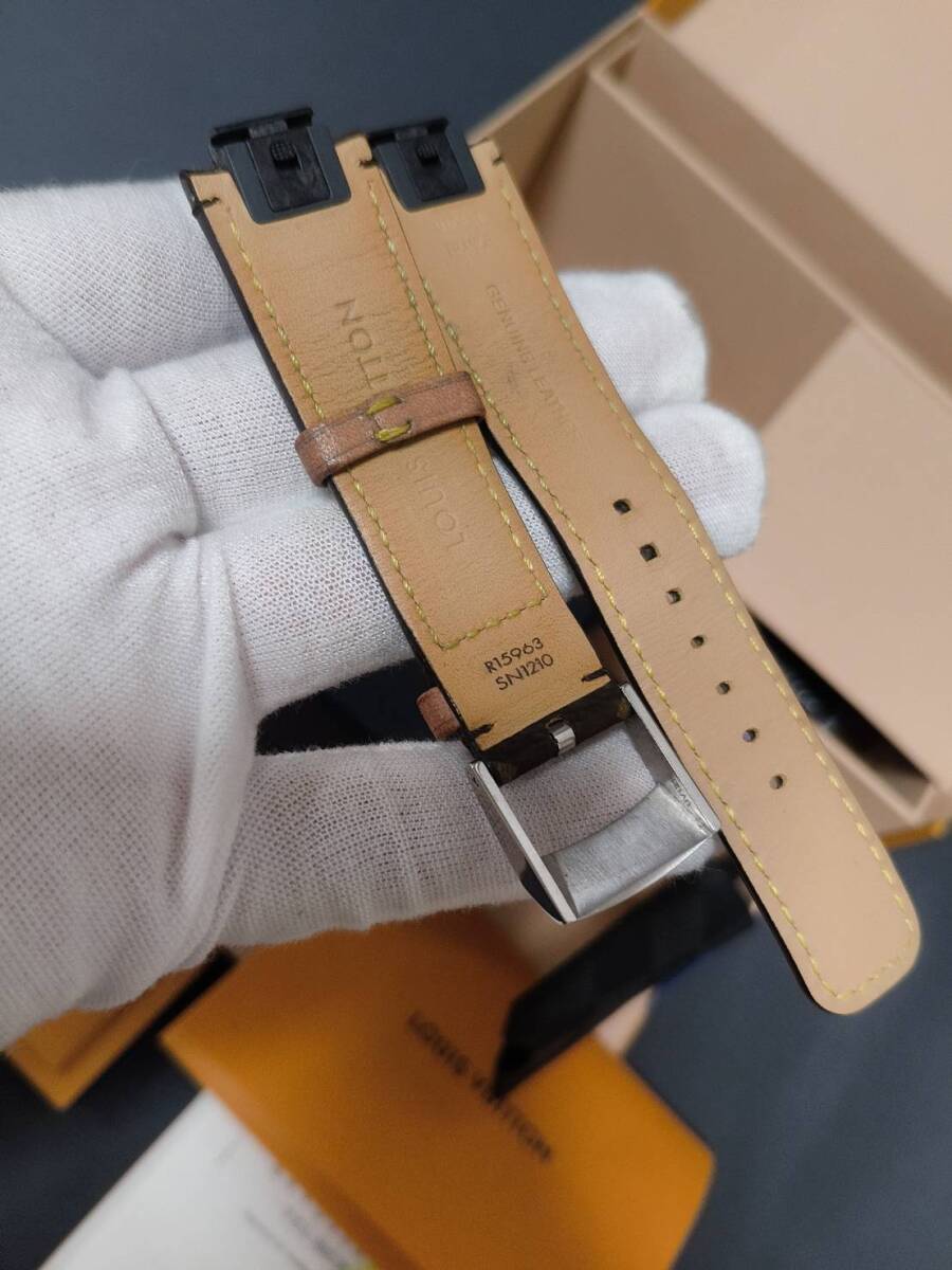 ルイ・ヴィトン　タンブールホライゾンV1　電池切れ（要交換）_6