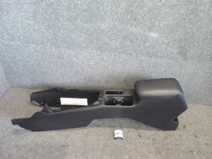 ヴェゼル 6AA-RV5 コンソールボックス 個人宅不可同梱不可 即決品