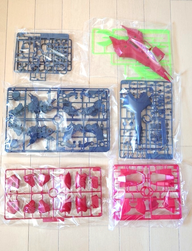 MG 1/100 RX-93 νガンダム ＆ MSN-04 サザビー セット 未組立品_10