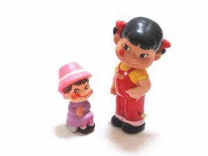 ペコちゃん人形 非売品の値段と価格推移は？｜16件の売買データから