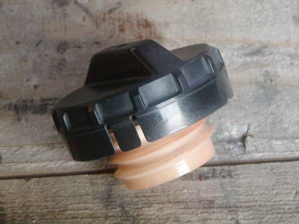 H81w H13年 ｅｋワゴン ガソリン キャップ 外装 売買されたオークション情報 Yahooの商品情報をアーカイブ公開 オークファン Aucfan Com