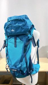 ★Quechua FORCLAZ 30 AIR ケシュア 登山 バックパック ブルー 登山リュック