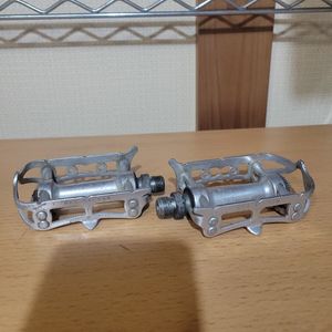 MKS　SYLVAN ROAD ペダル　フラット　自転車　ロードバイク　クロスバイクなど