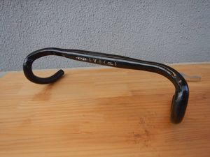 TNi CARBON Super Shallow カーボン ドロップハンドル C-C 420mm