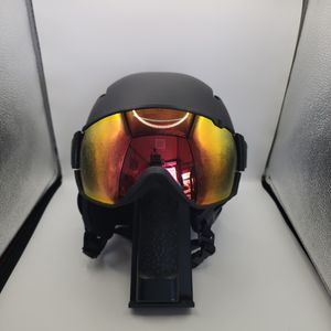 SALOMON DRIVER+ PHOTO BLACK 　サロモンバイザー付きヘルメット　調光レンズ　眼鏡の方