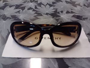 GIVENCHY　サングラス　 べっ甲柄