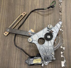 メルセデスベンツ純正w123パワーウインドウレギュレイター左後