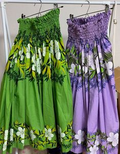 フラダンス パウスカート 発表会 衣装 ハワイ 舞台 緑 紫 2点