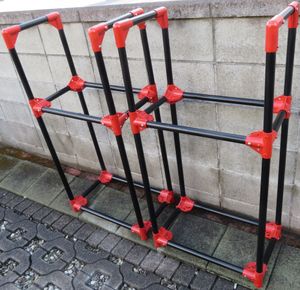 【中古】タイヤラック 縦置き（2台）