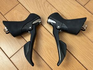 SHIMANO シマノ ST-6800 ULTEGRAアルテグラ 2x11s 機械式変速/ブレーキ STI　新品カバー