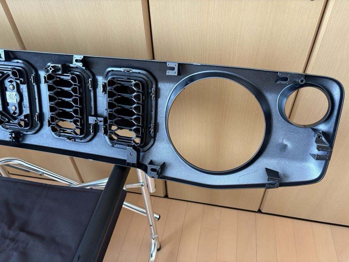 ☆新車外し☆スズキ ジムニーノマド 純正フロントグリル JC74W メッキ