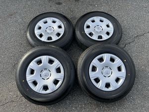 ハイエース 新車外し タイヤのYahoo!オークション(旧ヤフオク!)の相場