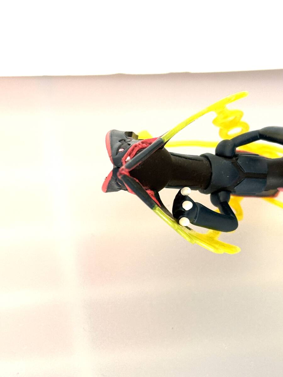 抽プレ 非売品 ポケモン モンコレ 色違い メガレックウザ 黒いメガ