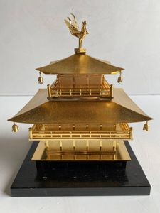 置物 金閣寺の値段と価格推移は？｜9件の売買データから置物 金閣寺の