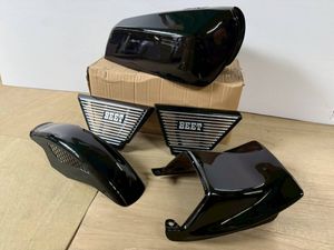 美品　カワサキ純正 テールカウル Z400FX Z400J Z550 大幅値下げ Z400FX テールカウルのYahoo!オークション(旧ヤフオク!)の相場・価格を