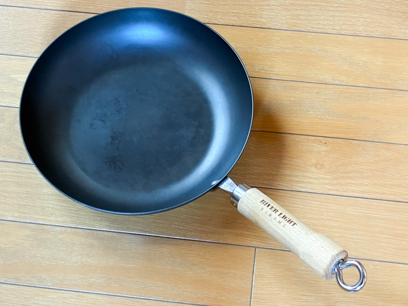 リバーライト フライパンの値段と価格推移は？｜4件の売買データから