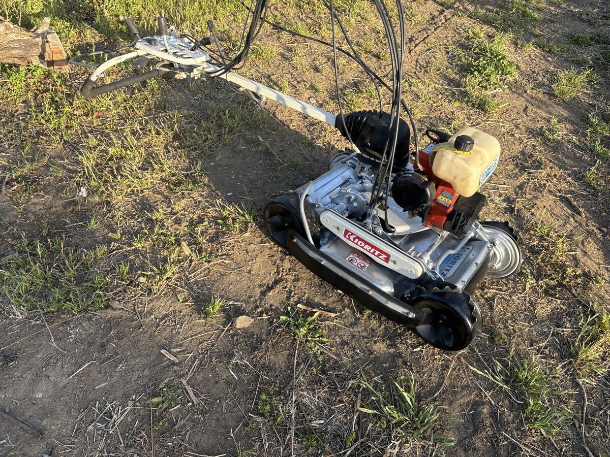 011 オーレック 共立 スパイダーモア 畦草刈 AZ850A 4WD 自走式 斜面