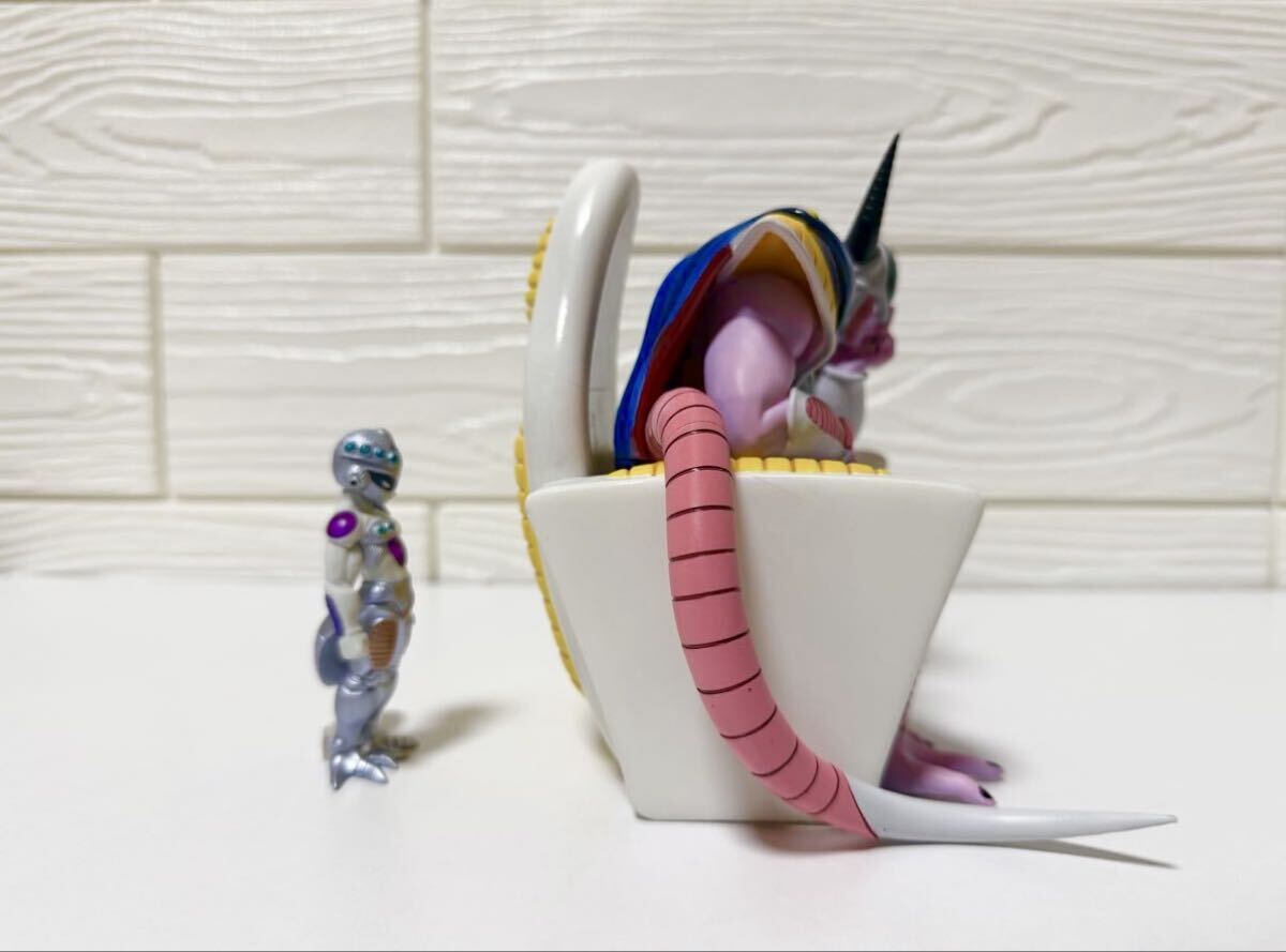 ドラゴンボール フィギュア HG DG コルド大王 メカフリーザ