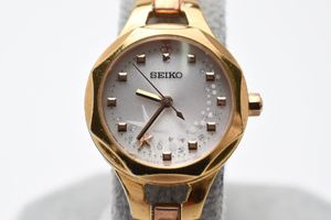 SEIKO V117のYahoo!オークション(旧ヤフオク!)の相場・価格を見る