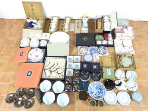 有田焼 皿 約25センチ　 未峰窯 未峰窯の値段と価格推移は？｜6件の売買データから未峰窯の価値が