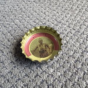 コーラ王冠の値段と価格推移は？｜6件の売買データからコーラ王冠の