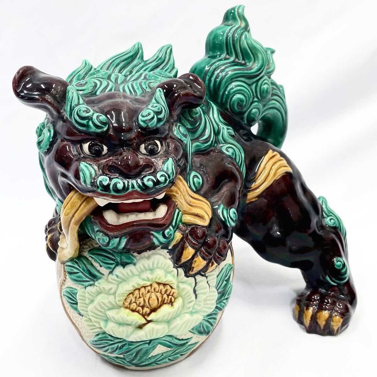 陶芸品　獅子　玉乗り獅子　古美術　骨董品 玉獅子の値段と価格推移は？｜48件の売買データから玉獅子の価値が