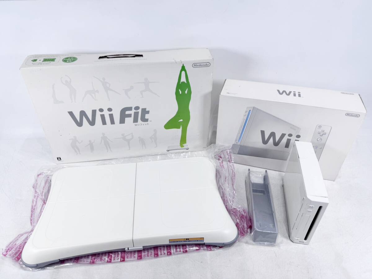 Nintendo Wii+Wii Fitとソフト5本 wii fitの値段と価格推移は？｜62件の売買データからwii fitの価値が