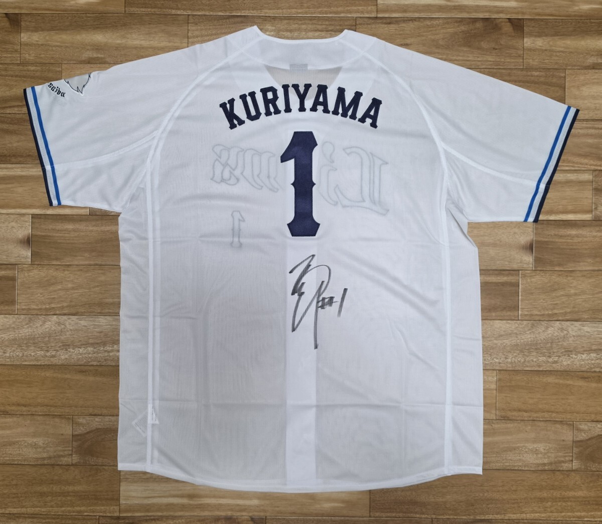 西武 栗山 サインの値段と価格推移は？｜30件の売買データから西武